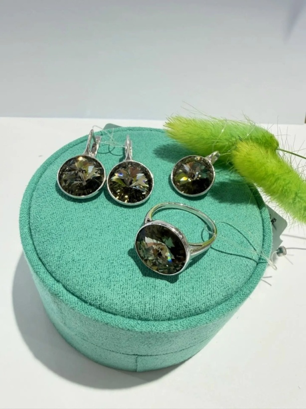 Серьги с английским замком из родированного серебра 925 пробы с3.67.02.217 с crystalом