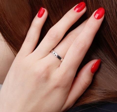 Кольцо из родированого серебра 925 пробы 0101606-00875