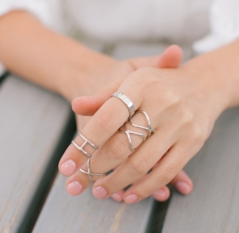 Кольцо из родированого серебра 925 пробы 0101580-00245