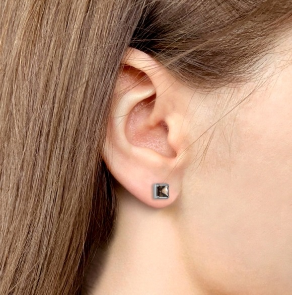 Пусеты из родированого серебра 925 пробы 45028001