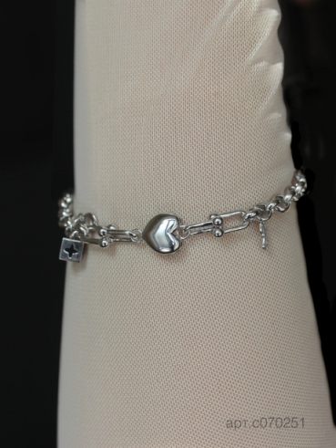 Браслет из родированого серебра 925 пробы с070251