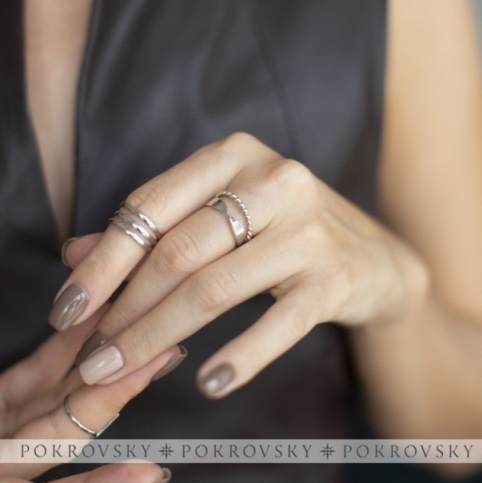 Кольцо из родированого серебра 925 пробы 0101547-00245