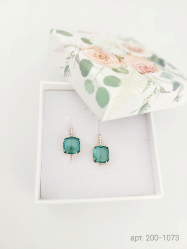 Серьги с английским замком женские из красного золота 585 пробы 200-1073 с фианитами  Зеленый