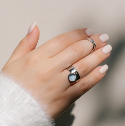 Кольцо из родированого серебра 925 пробы 0101588-00245