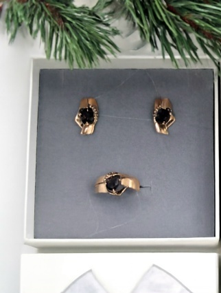 Кольцо из красного золота 585 пробы кл4301-4-01