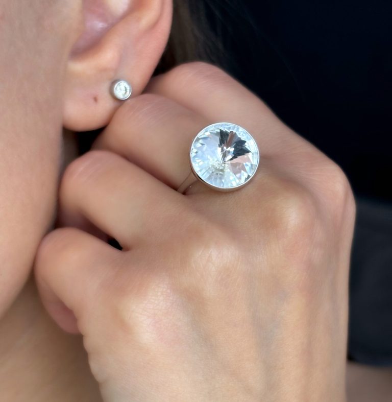 Кольцо из родированого серебра 925 пробы с6.67.01.200