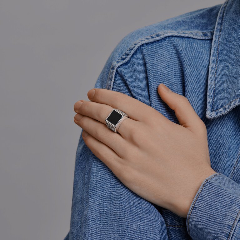 Печатка из серебра 95010176