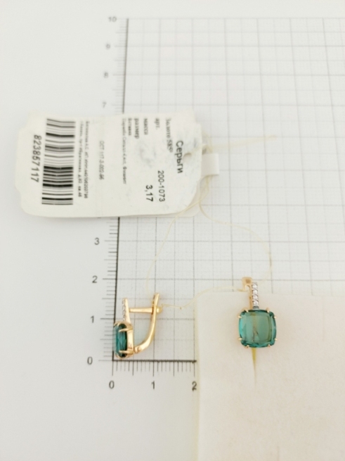 Серьги с английским замком женские из красного золота 585 пробы 200-1073  Зеленый