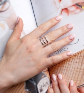 Кольцо из родированого серебра 925 пробы 0101547-00245