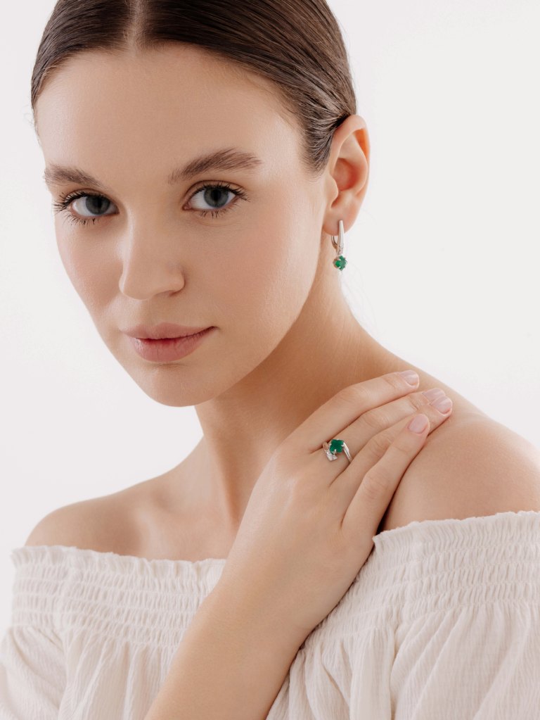 Кольцо из родированого серебра 925 пробы 01-4034/БРАГ-00 и бриллиантом