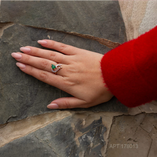 Кольцо из золота 178013