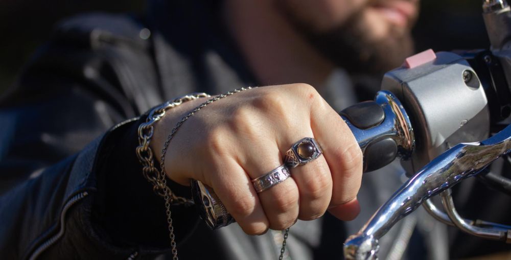 Байкерские кольца –атрибут  суровых мужчин