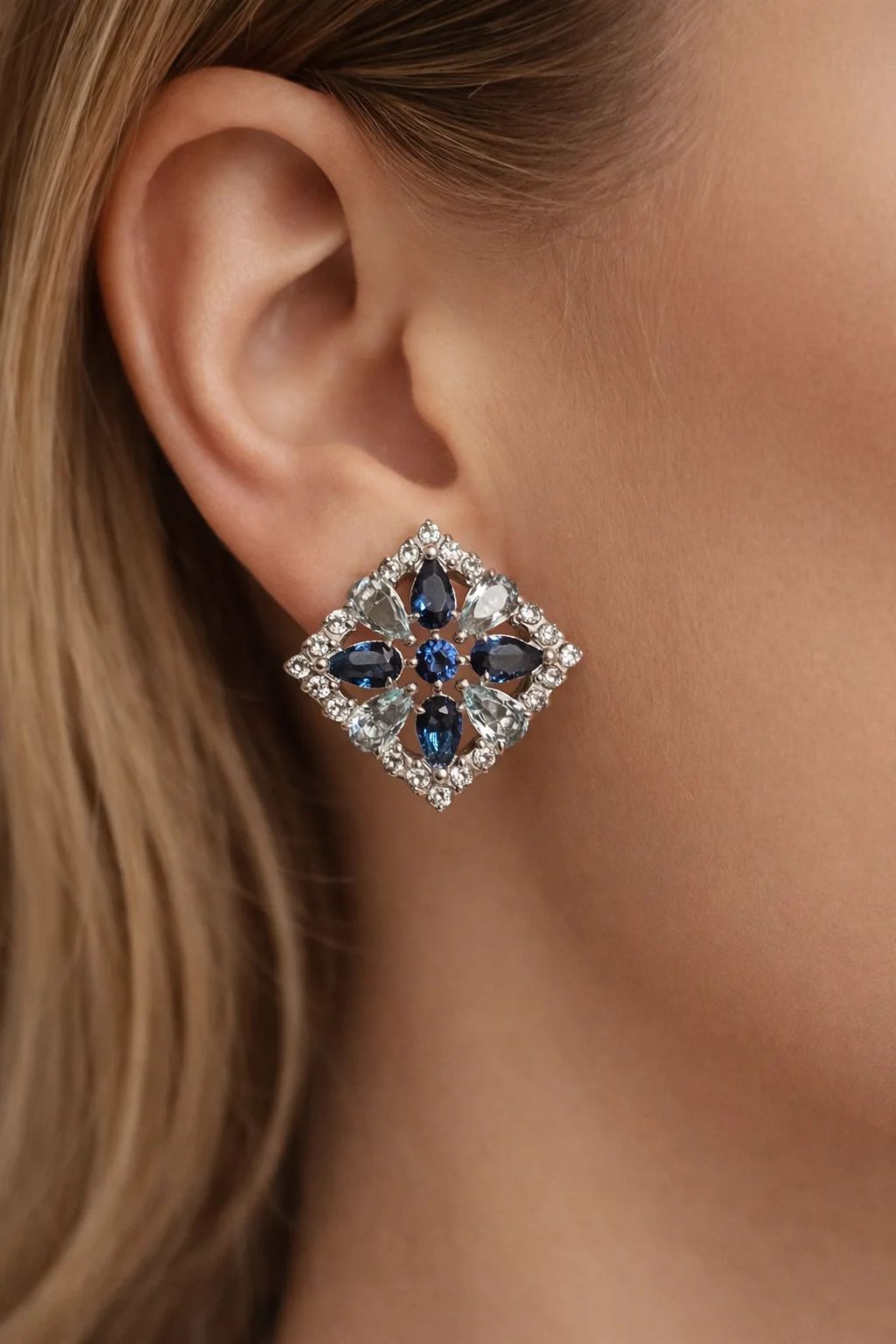 Серьги с английским замком женские из родированого серебра 925 пробы 02-0533/0М52-00 с сапфирами