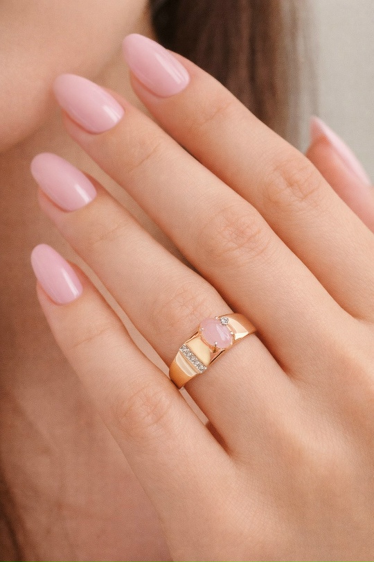 Кольцо из красного золота 585 пробы 01-1826пд